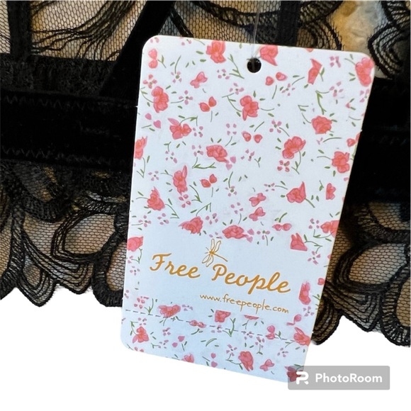 Free People Amelia Lace Bralette in Black - Picture 7 of 8